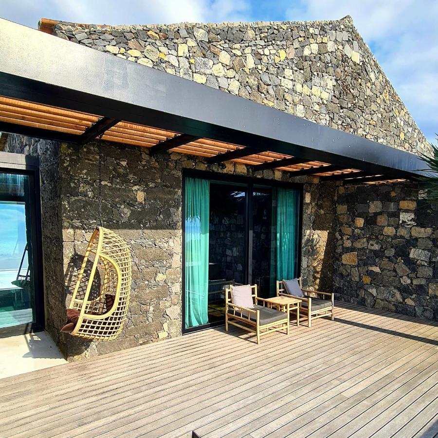 Sensi Azores Nature And Spa Ginetes Exterior foto A room at the hotel