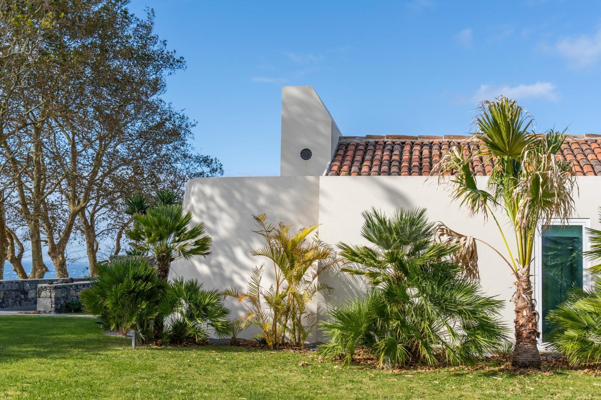 Sensi Azores Nature And Spa Ginetes Zimmer foto The house of the artist in 2019